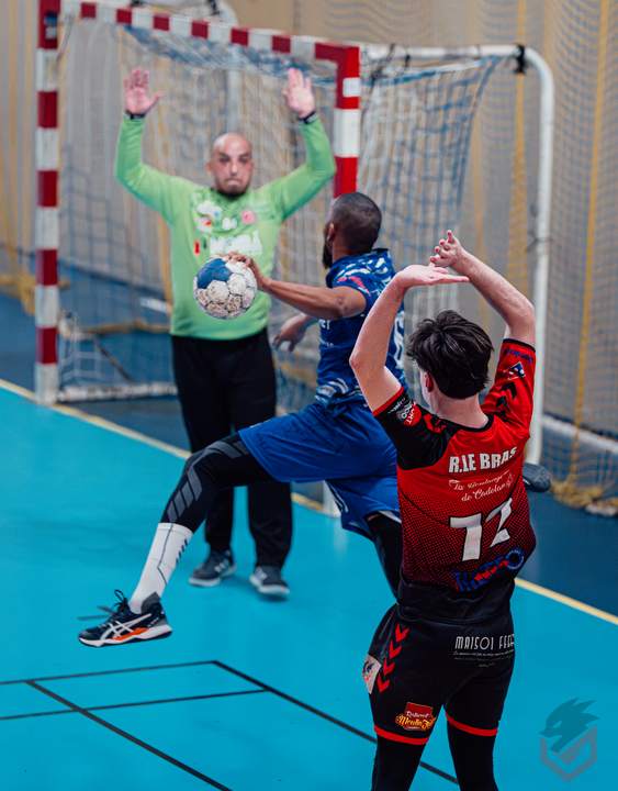 EPHB vs GUINGAMP HB — photo de couverture